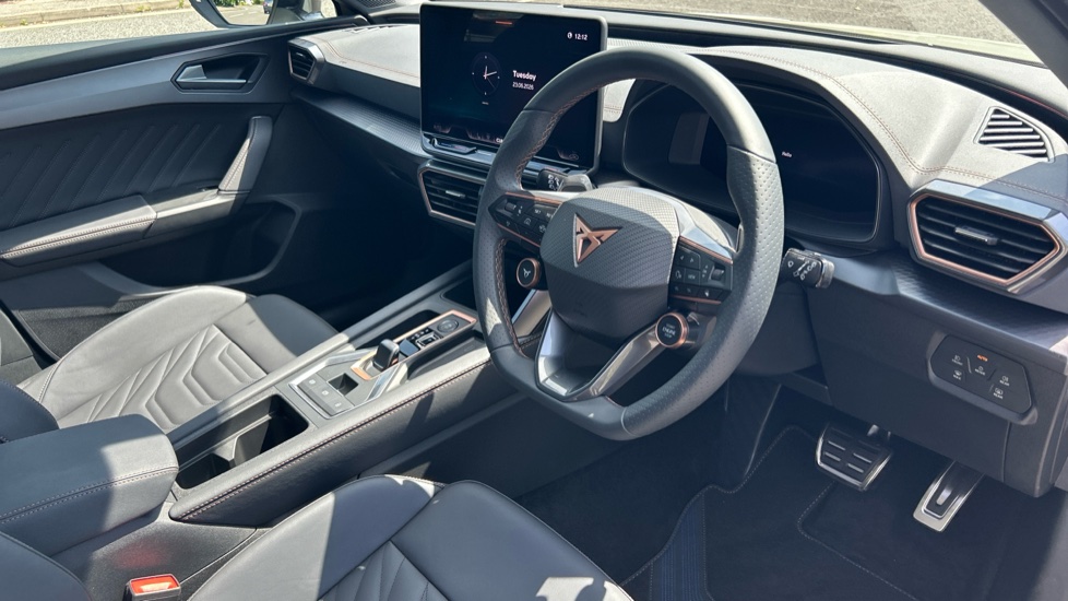 CUPRA Leon 2.0 TSI 300 VZ2 5dr DSG Petrol Hatchback - Image 6