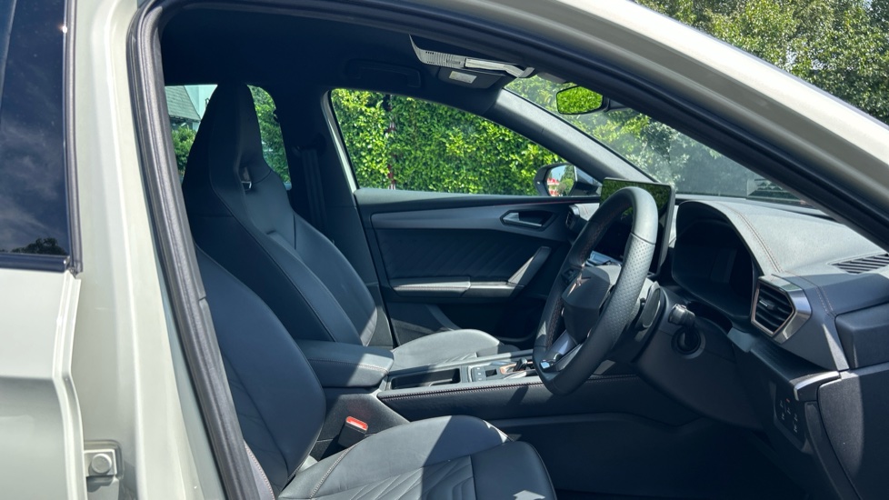 CUPRA Leon 2.0 TSI 300 VZ2 5dr DSG Petrol Hatchback - Image 15
