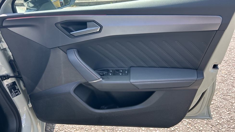 CUPRA Leon 2.0 TSI 300 VZ2 5dr DSG Petrol Hatchback - Image 19