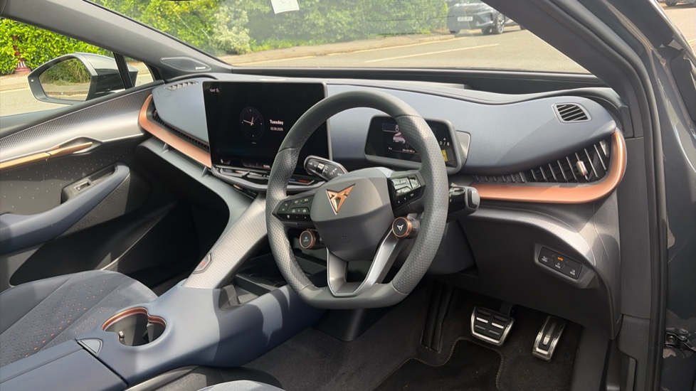 CUPRA Tavascan 210kW V2 77kWh 5dr Auto Electric Estate - Image 6