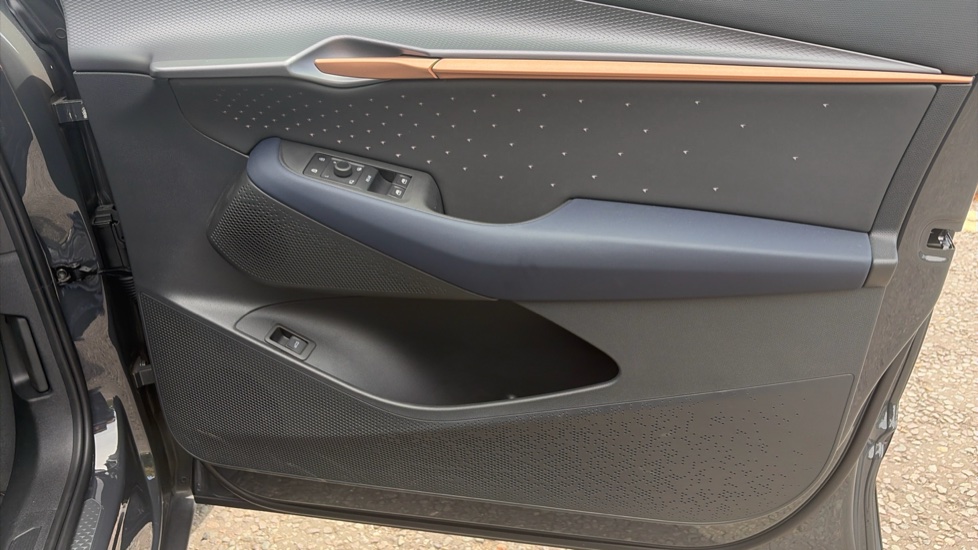 CUPRA Tavascan 210kW V2 77kWh 5dr Auto Electric Estate - Image 19