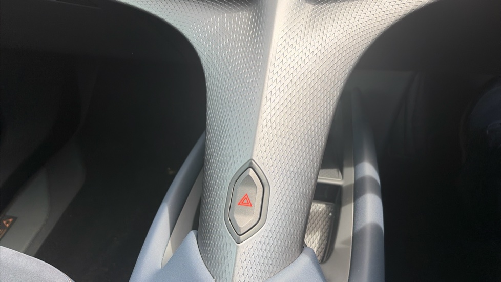 CUPRA Tavascan 210kW V2 77kWh 5dr Auto Electric Estate - Image 28