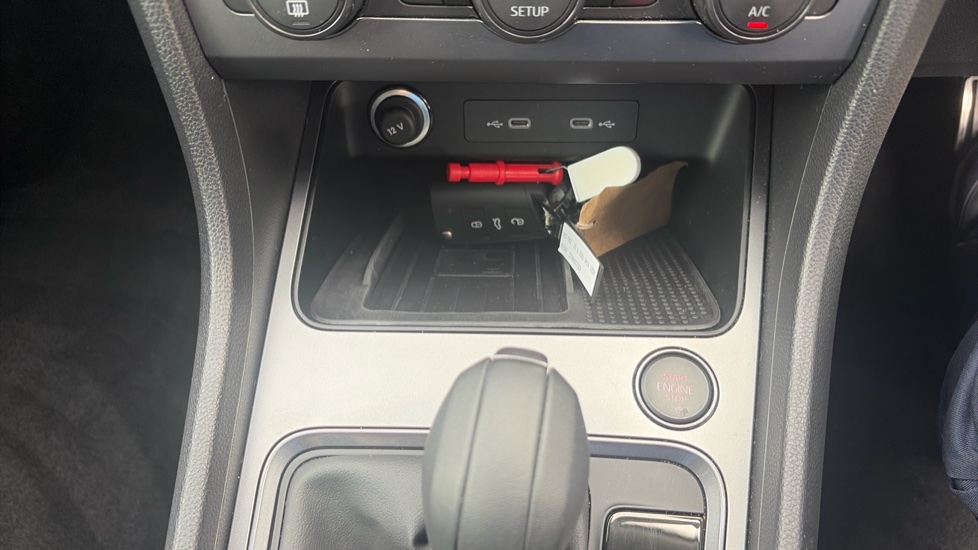 CUPRA Ateca 1.5 EcoTSI V2 5dr DSG Petrol Estate - Image 28