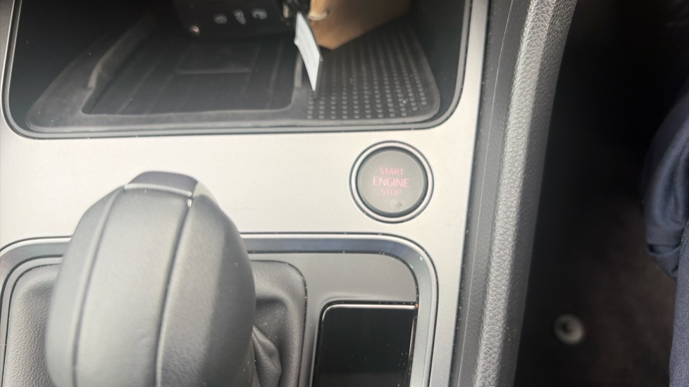 CUPRA Ateca 1.5 EcoTSI V2 5dr DSG Petrol Estate - Image 29