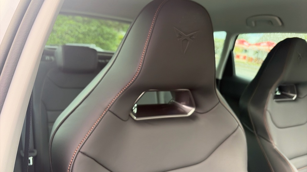 CUPRA Ateca 1.5 EcoTSI V2 5dr DSG Petrol Estate - Image 37