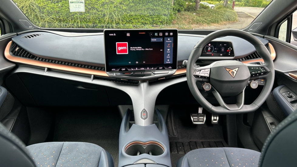 CUPRA Tavascan 210kW V2 77kWh 5dr Auto Electric Estate - Image 9