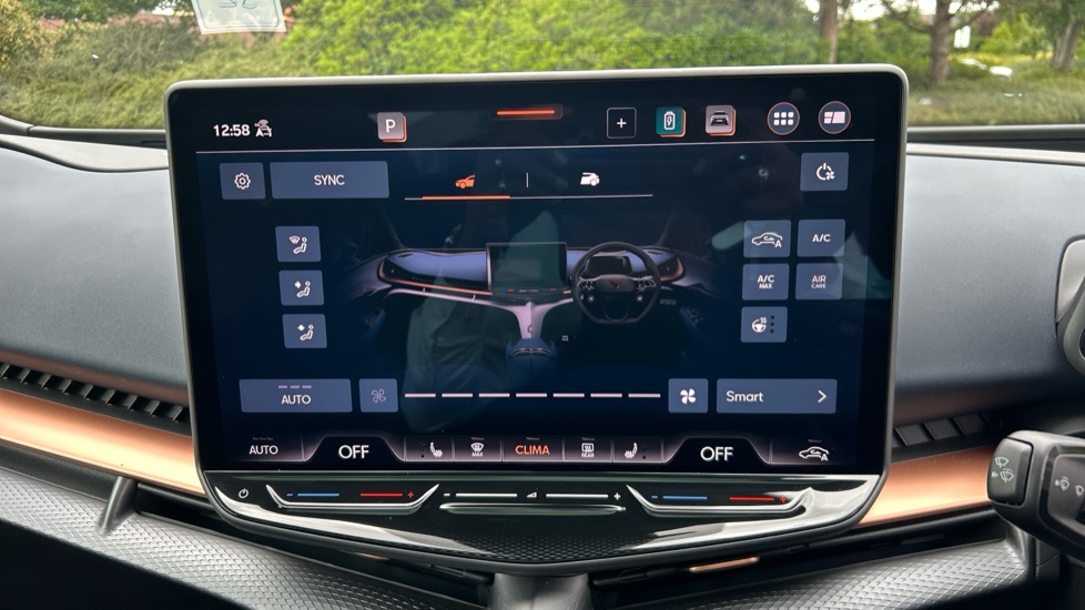 CUPRA Tavascan 210kW V2 77kWh 5dr Auto Electric Estate - Image 13