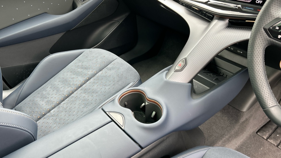 CUPRA Tavascan 210kW V2 77kWh 5dr Auto Electric Estate - Image 14