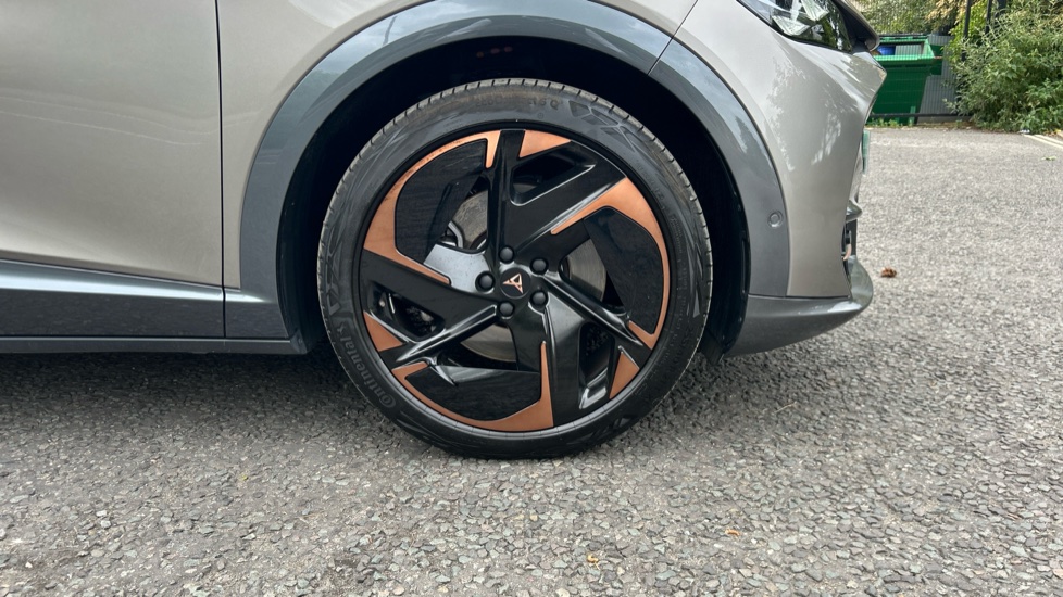 CUPRA Tavascan 210kW V2 77kWh 5dr Auto Electric Estate - Image 21