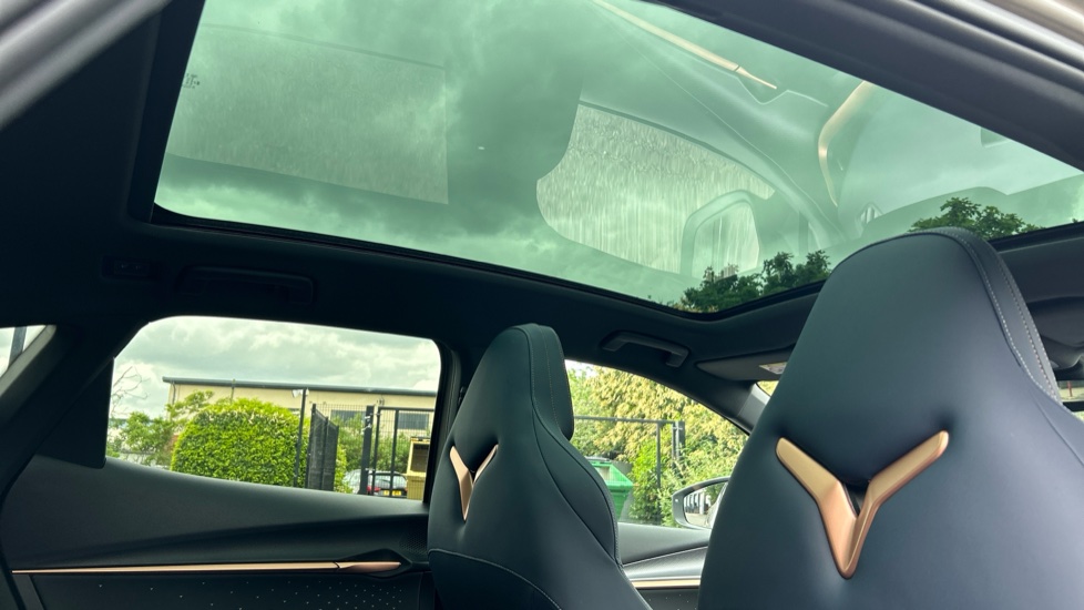 CUPRA Tavascan 210kW V2 77kWh 5dr Auto Electric Estate - Image 31