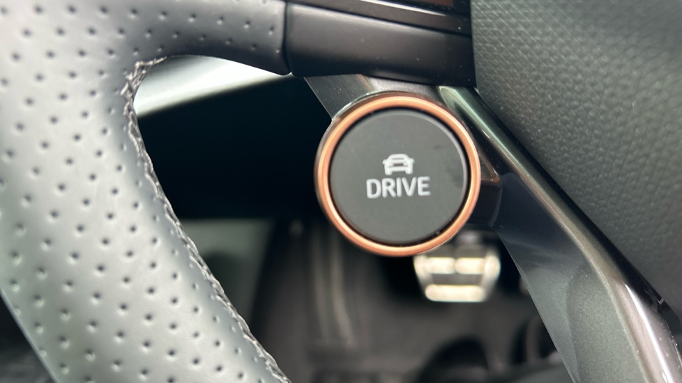 CUPRA Tavascan 210kW V2 77kWh 5dr Auto Electric Estate - Image 35