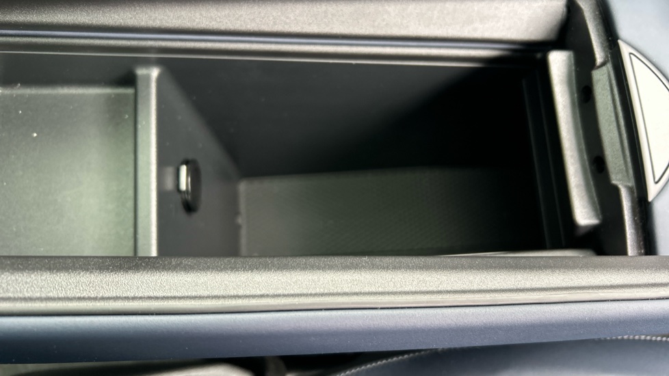 CUPRA Tavascan 210kW V2 77kWh 5dr Auto Electric Estate - Image 39