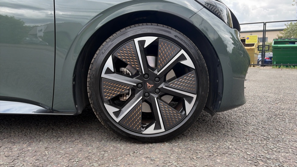 CUPRA Born 240kW e-Boost VZ 79kWh 5dr Auto Electric Hatchback - Image 5