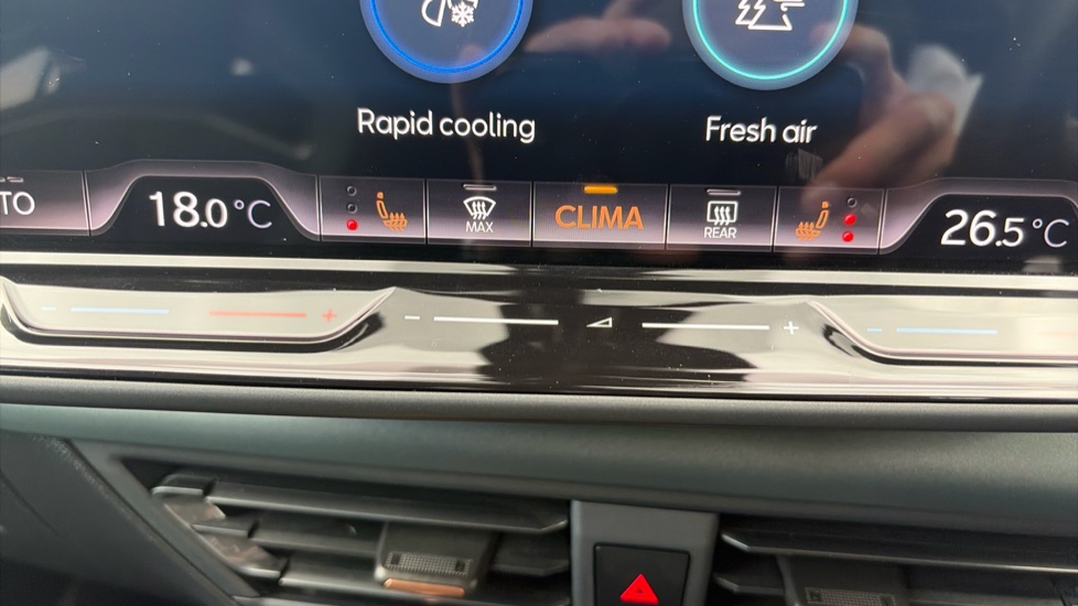 CUPRA Born 240kW e-Boost VZ 79kWh 5dr Auto Electric Hatchback - Image 30