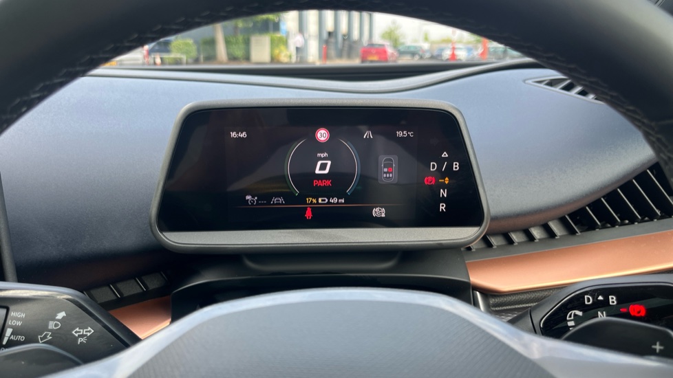 CUPRA Tavascan 210kW V2 77kWh 5dr Auto Electric Estate - Image 11