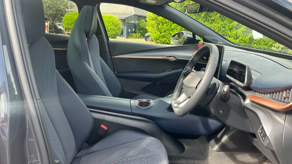 CUPRA Tavascan 210kW V2 77kWh 5dr Auto Electric Estate - Image 15