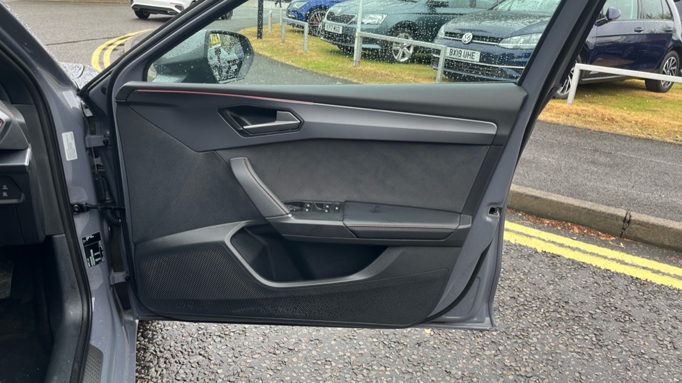 CUPRA Leon 1.5 TSI 150 V2 5dr Petrol Hatchback - Image 19