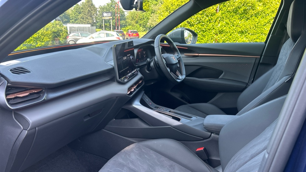CUPRA Terramar 1.5 eTSI 150 V2 5dr DSG Petrol Hatchback - Image 2