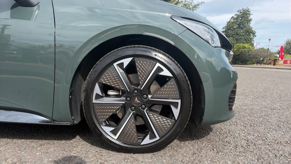 CUPRA Born 240kW e-Boost VZ 79kWh 5dr Auto Electric Hatchback - Image 5