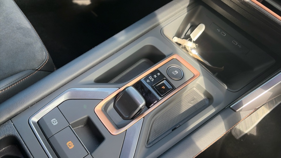 CUPRA Leon 1.5 eTSI 150 V2 5dr DSG Petrol Estate - Image 14