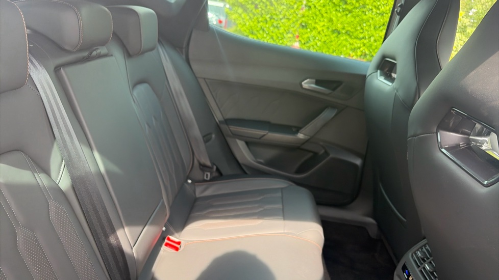 CUPRA Formentor 1.5 TSI 150 V2 5dr DSG Petrol Estate - Image 16