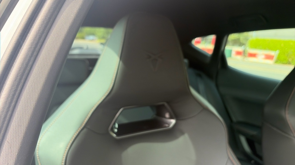 CUPRA Formentor 1.5 TSI 150 V2 5dr DSG Petrol Estate - Image 38