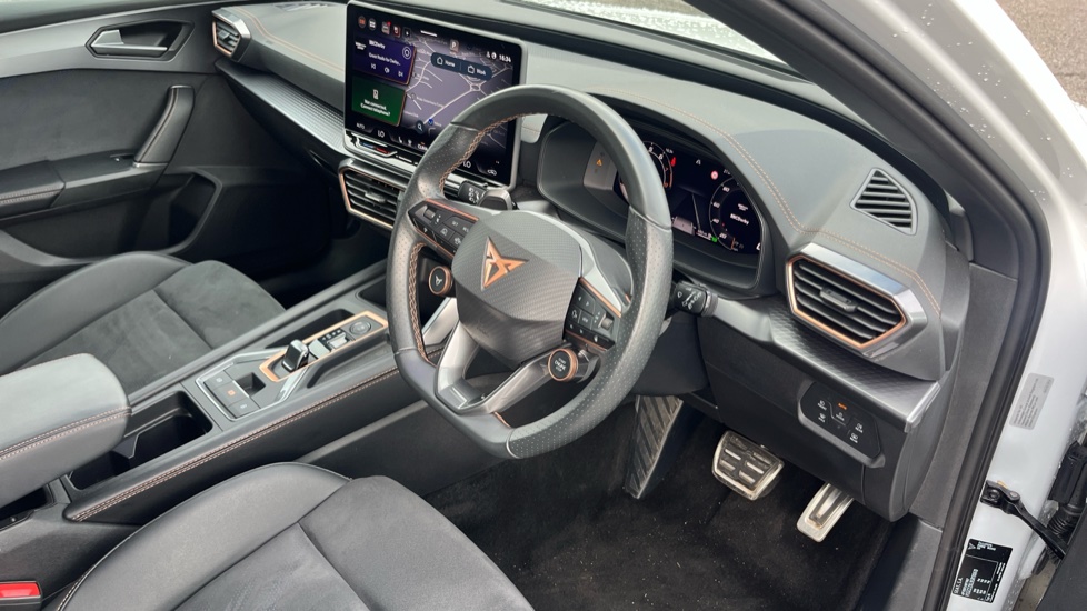 CUPRA Leon 1.5 eTSI 150 V2 5dr DSG Petrol Hatchback - Image 6