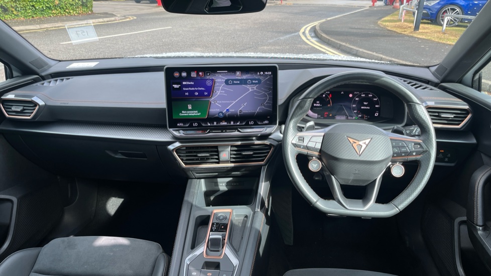 CUPRA Leon 1.5 eTSI 150 V2 5dr DSG Petrol Hatchback - Image 9
