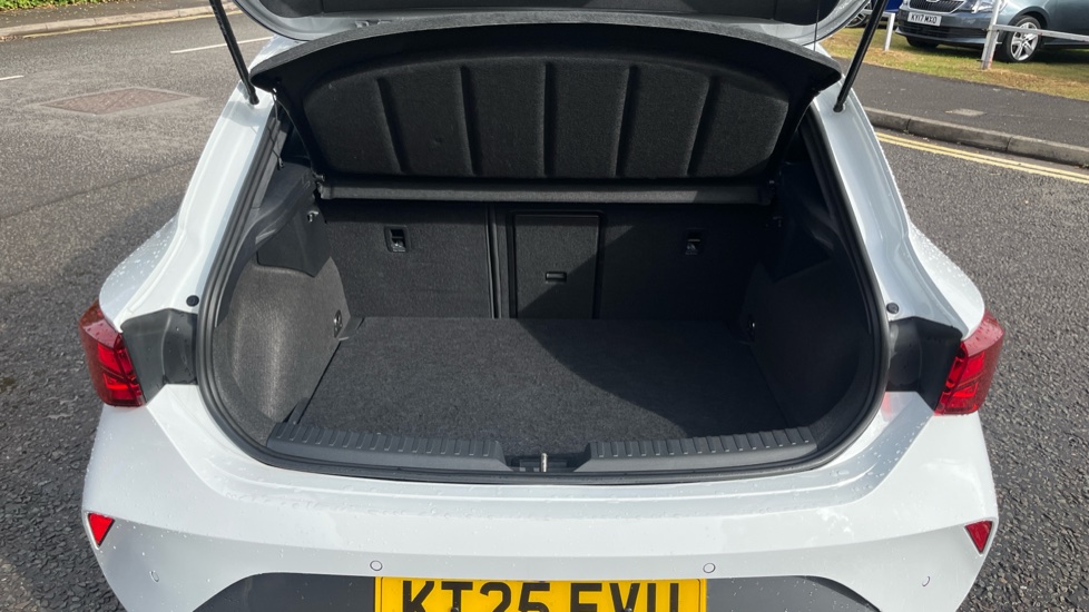 CUPRA Leon 1.5 eTSI 150 V2 5dr DSG Petrol Hatchback - Image 20