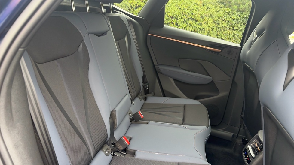 CUPRA Terramar 1.5 eTSI 150 V1 5dr DSG Petrol Hatchback - Image 16