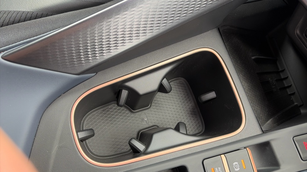 CUPRA Terramar 1.5 eTSI 150 V1 5dr DSG Petrol Hatchback - Image 28
