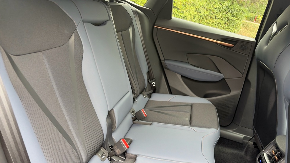CUPRA Terramar 1.5 eTSI 150 V1 5dr DSG Petrol Hatchback - Image 16