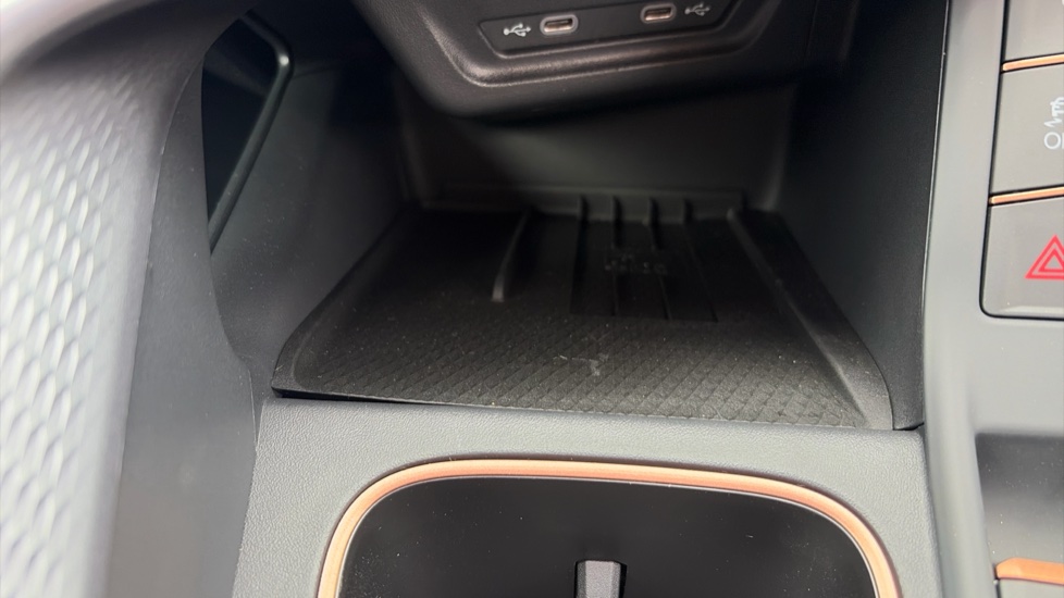 CUPRA Terramar 1.5 eTSI 150 V1 5dr DSG Petrol Hatchback - Image 27