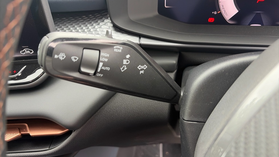 CUPRA Terramar 1.5 eTSI 150 V1 5dr DSG Petrol Hatchback - Image 31