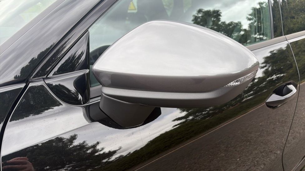 CUPRA Terramar 1.5 eTSI 150 V1 5dr DSG Petrol Hatchback - Image 43