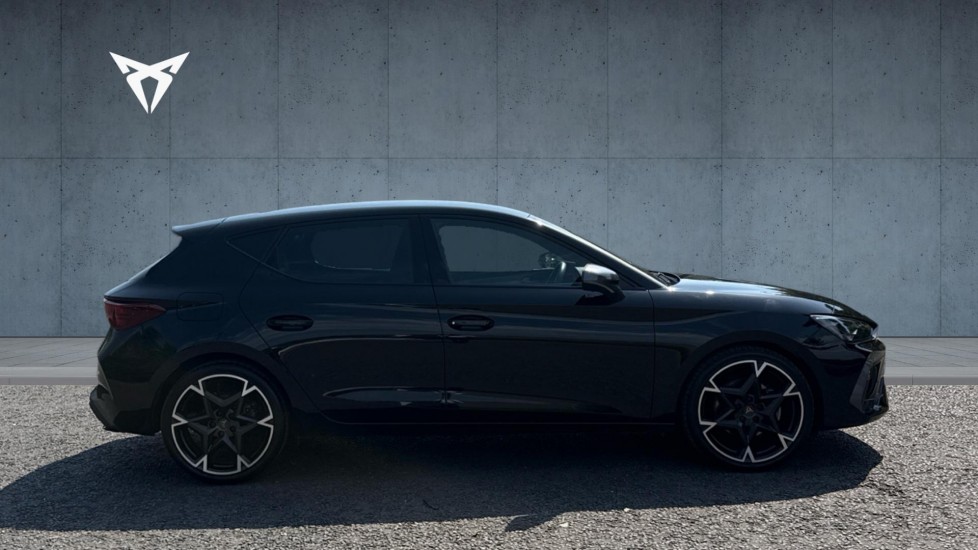 CUPRA Leon 1.5 eTSI 150 V2 5dr DSG Petrol Hatchback - Image 4