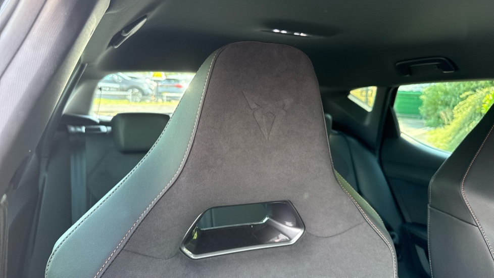 CUPRA Leon 1.5 eTSI 150 V2 5dr DSG Petrol Hatchback - Image 37