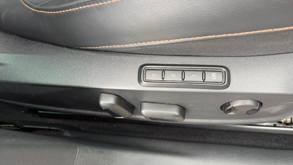 CUPRA Formentor 1.5 TSI 150 V2 5dr DSG Petrol Estate - Image 39