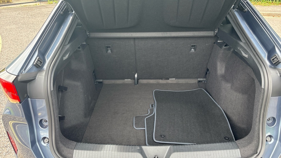 CUPRA Tavascan 210kW V1 77kWh 5dr Auto Electric Estate - Image 20
