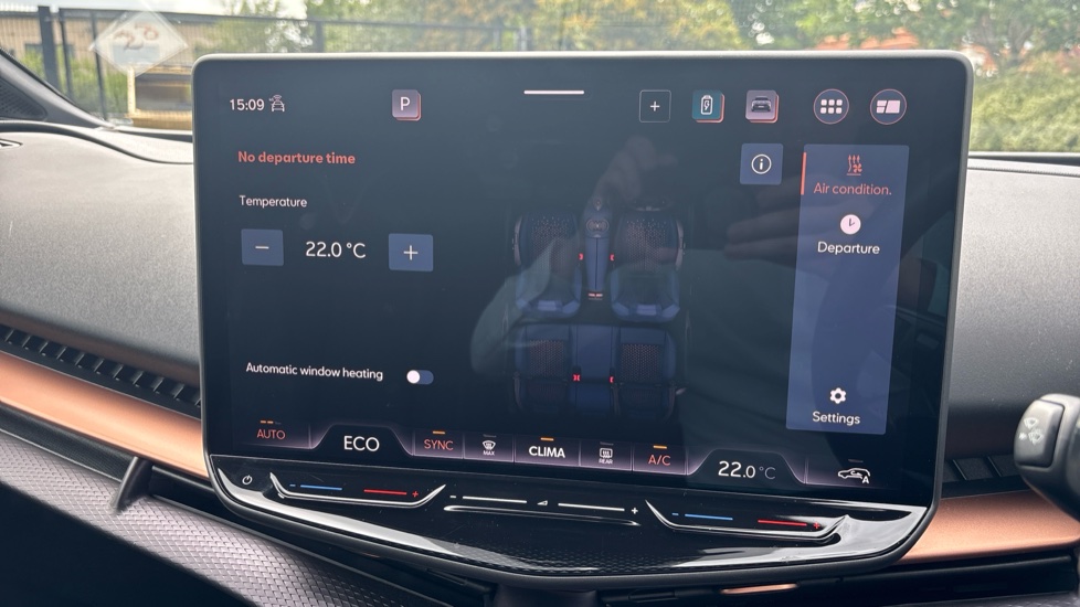 CUPRA Tavascan 210kW V1 77kWh 5dr Auto Electric Estate - Image 23