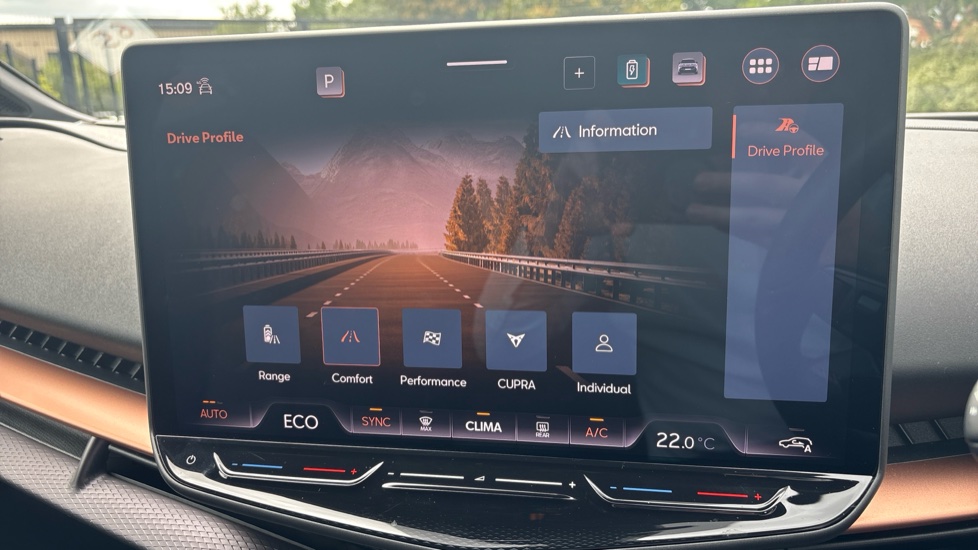 CUPRA Tavascan 210kW V1 77kWh 5dr Auto Electric Estate - Image 24