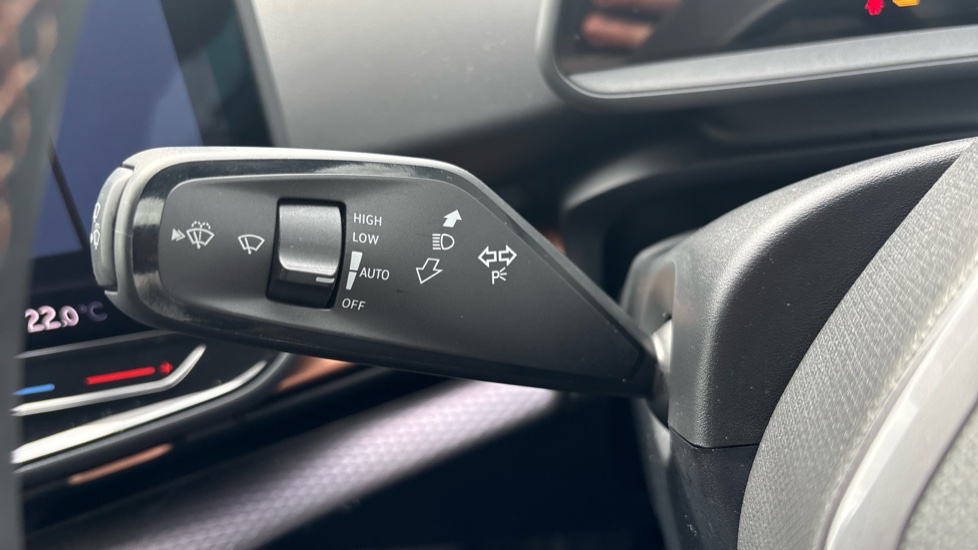 CUPRA Tavascan 210kW V1 77kWh 5dr Auto Electric Estate - Image 29