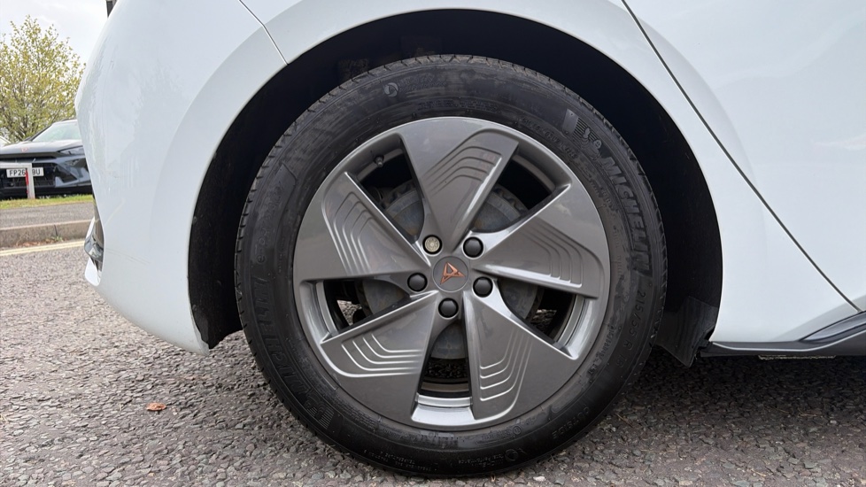 CUPRA Born 150kW V1 58kWh 5dr Auto Electric Hatchback - Image 5