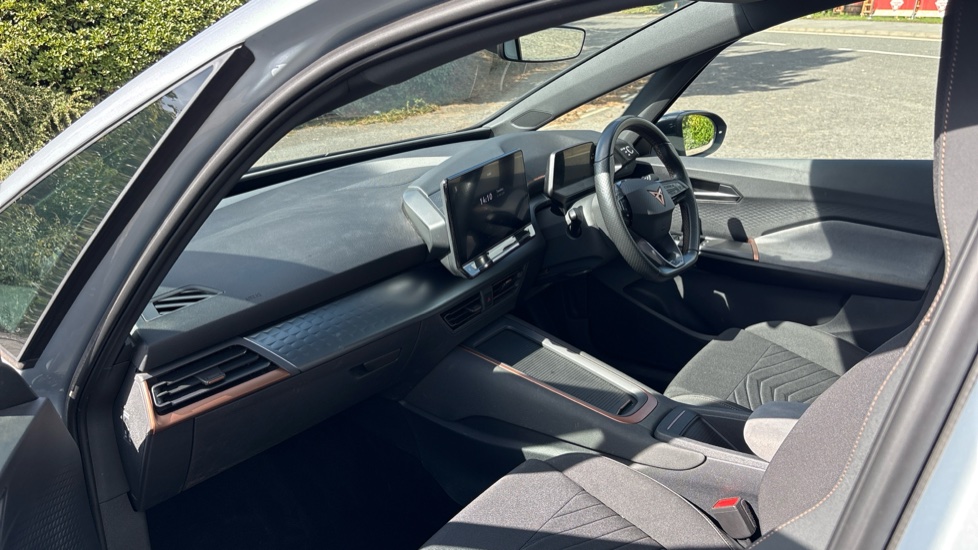 CUPRA Born 150kW V1 58kWh 5dr Auto Electric Hatchback - Image 2