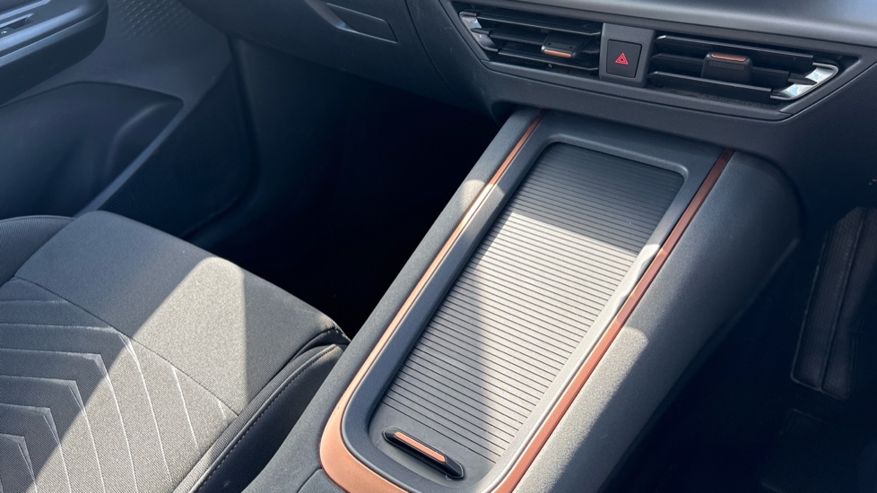 CUPRA Born 150kW V1 58kWh 5dr Auto Electric Hatchback - Image 14