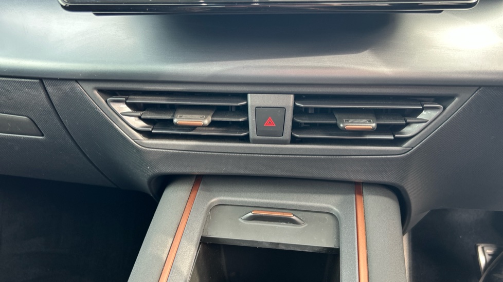 CUPRA Born 150kW V1 58kWh 5dr Auto Electric Hatchback - Image 13
