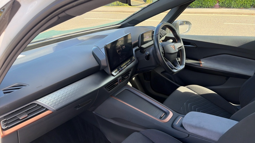 CUPRA Born 150kW V1 58kWh 5dr Auto Electric Hatchback - Image 2