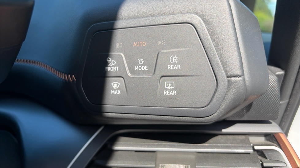 CUPRA Born 150kW V1 58kWh 5dr Auto Electric Hatchback - Image 43