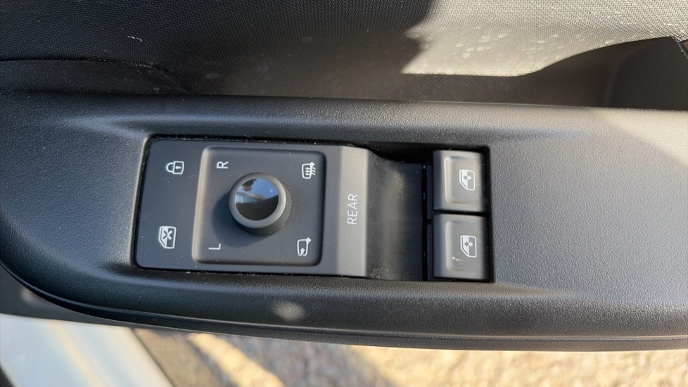 CUPRA Born 150kW V1 58kWh 5dr Auto Electric Hatchback - Image 44