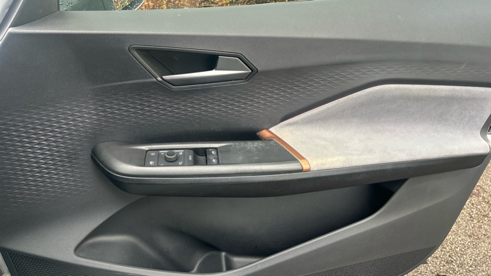 CUPRA Born 150kW V1 58kWh 5dr Auto Electric Hatchback - Image 19